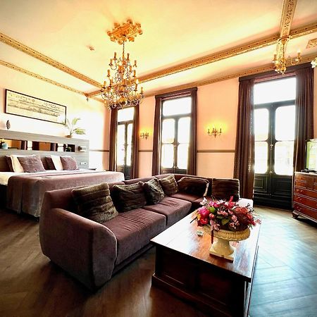 Grand Cafe Hotel De Bourgondier Bergen op Zoom Luaran gambar