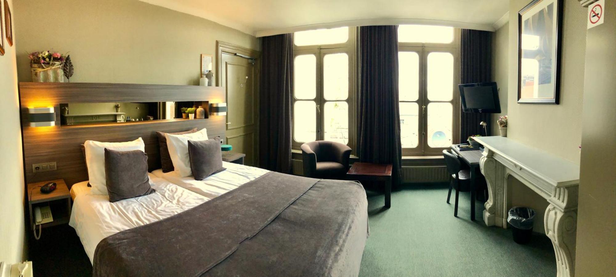 Grand Cafe Hotel De Bourgondier Bergen op Zoom Luaran gambar